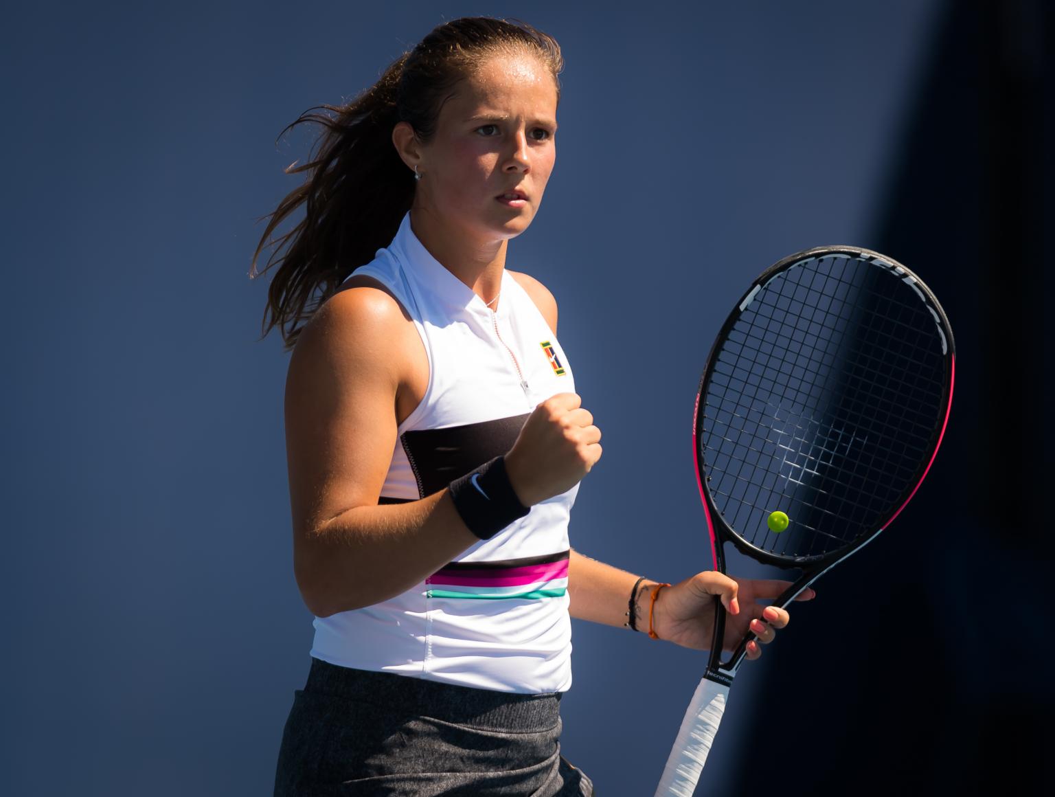 奠定了坚实 奠定了坚实