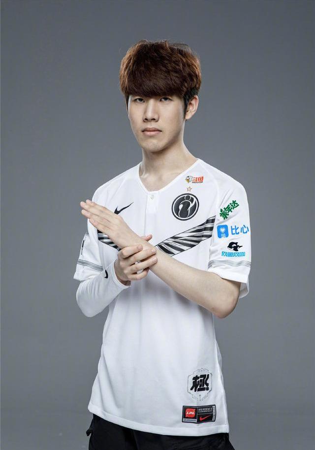 他在最后5 他在最后5