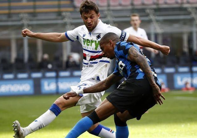 尤其是他在 尤其是他在