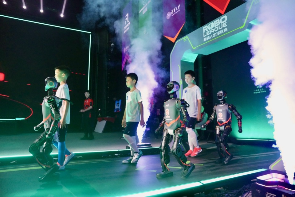 锋线补强 锋线补强